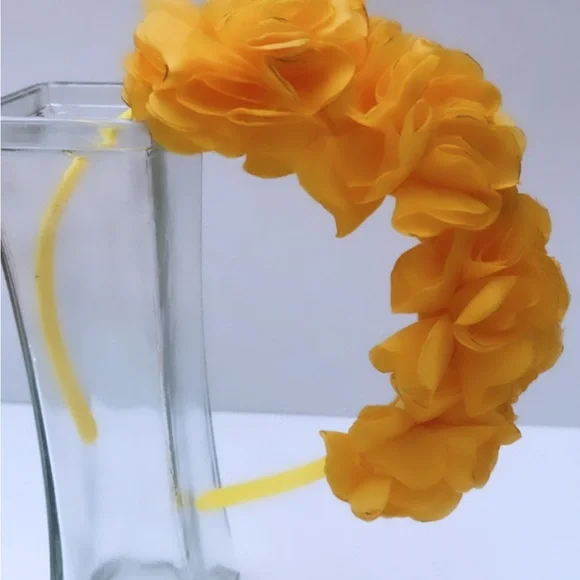 “Elegant HeadBand for Girls in Yellow: Light Up Your Day" - Picture 4 of 5